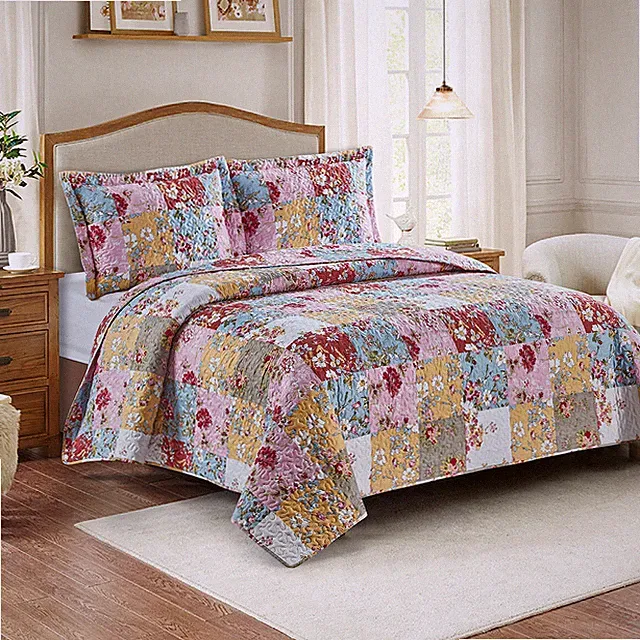 Daphne Multi-Color Reversible Lightweight Bedspread Over-Sized 3pc Quilt Set