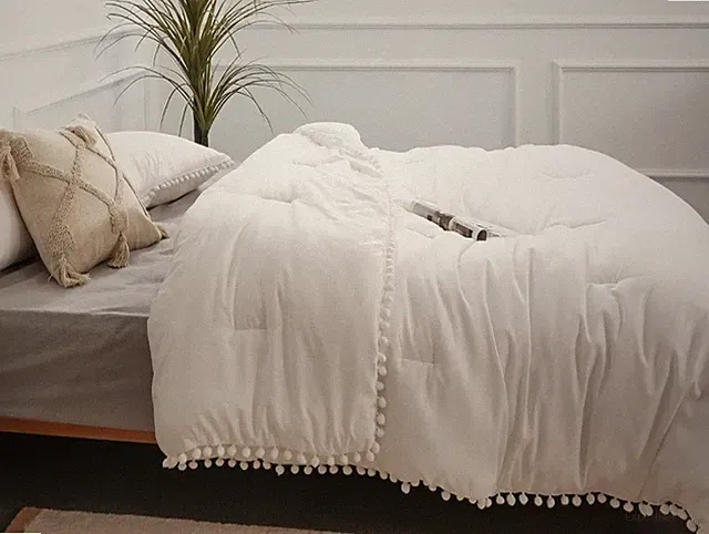 FULL XL 84 X 94 Comforter - Comforter with Ball Pom Fringe White New w/o Box